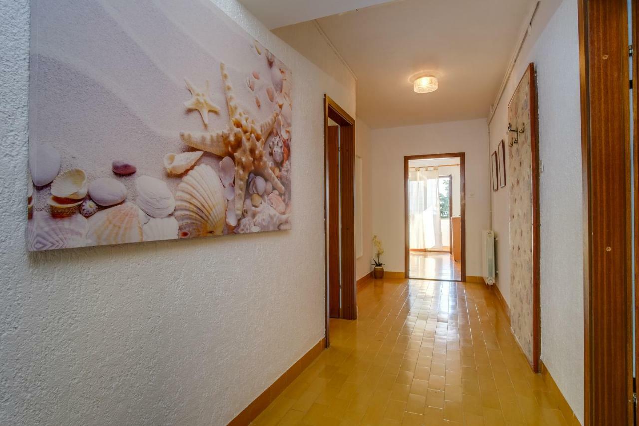 Apartmani Maris มาลีโลชินจ์ ภายนอก รูปภาพ